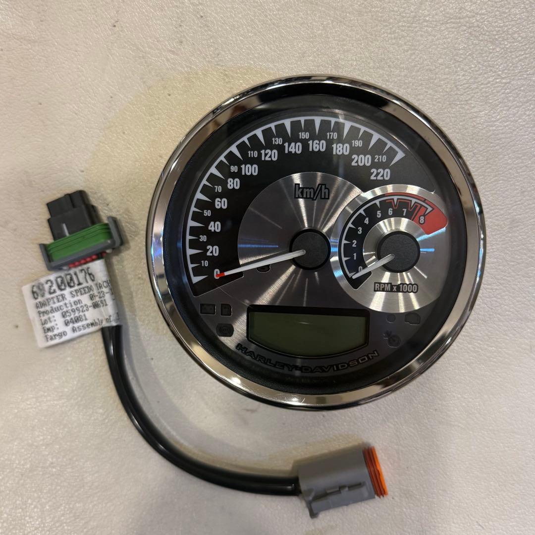 送料込み！美品！ハーレー　スピードメーター　74775−11