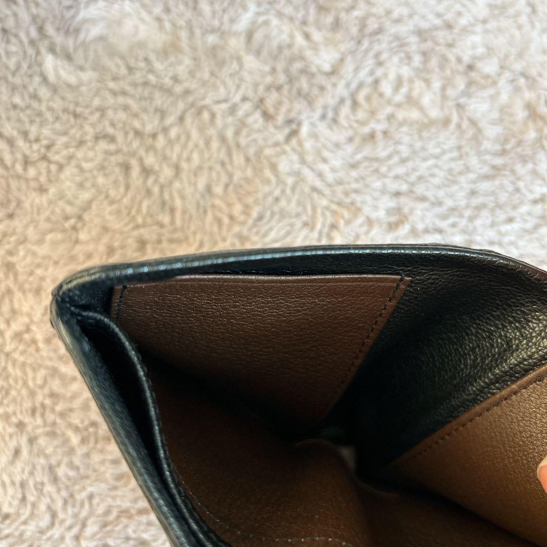 【YY 様】genten ブラックレザー 二つ折り財布 牛革 黒 男女兼用