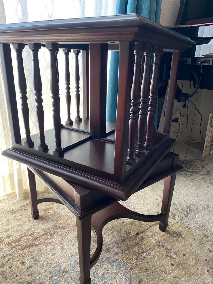 アンティーク風リボルビングブックケース