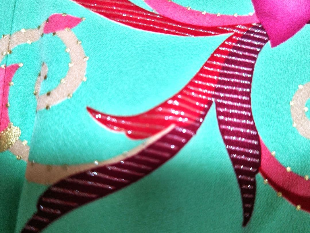 婚礼 花嫁用 大振袖 引き振袖　黄緑色系　結婚式