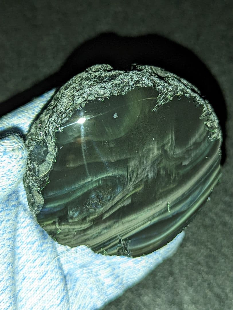 【研磨品】十勝石玲瓏　北海道産レインボーオブシディアン