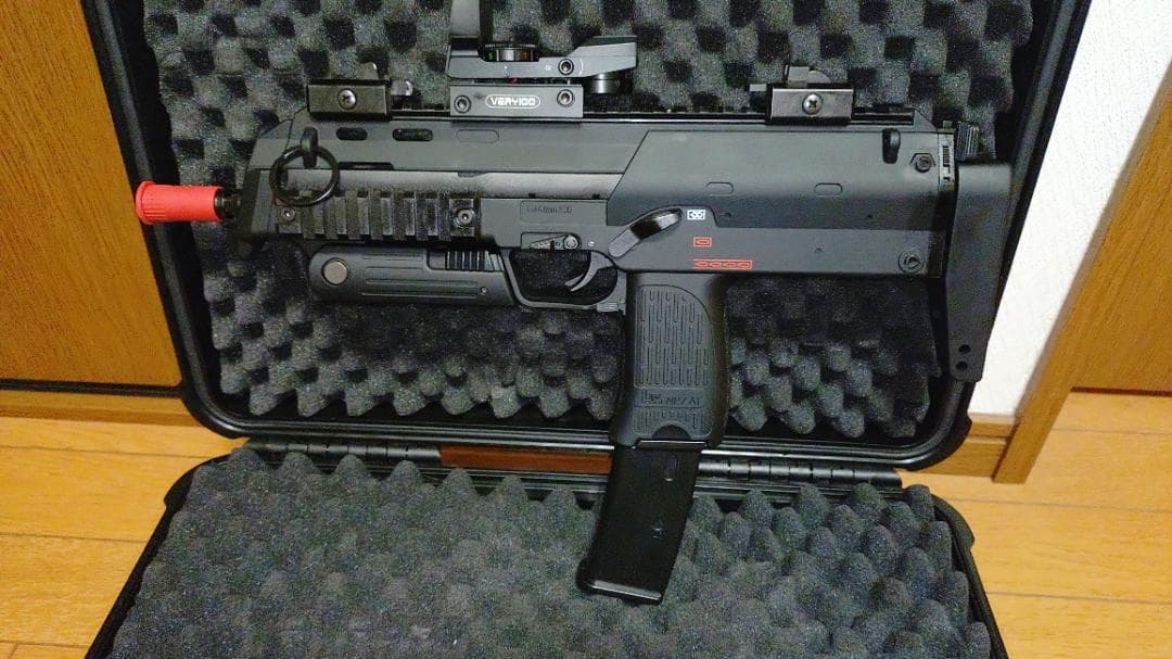 東京マルイ 電動コンパクトマシンガン MP7A1 フルセット