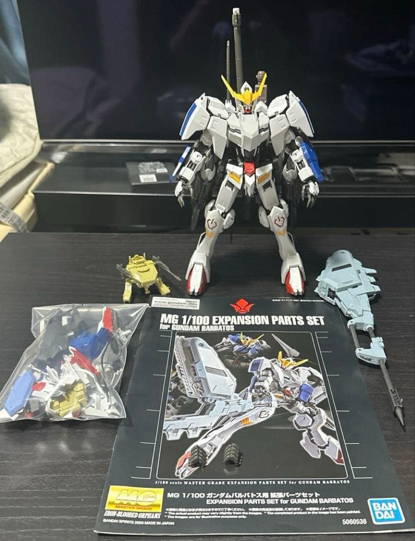 MG 1/100 ガンプラ バルバトス 拡張セット 未塗装完成品 第１〜第６形態