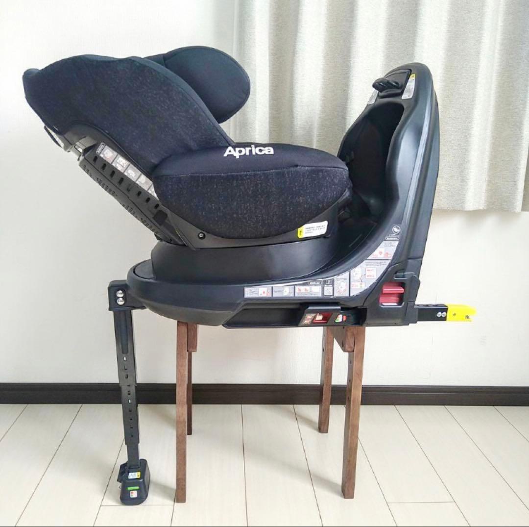 『極美品』アップリカ　チャイルドシート ディアターンプラスisofix
