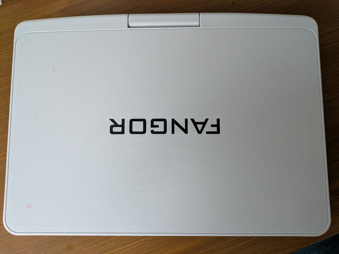 FANGOR ポータブルブルーレイプレーヤー 14.1インチ