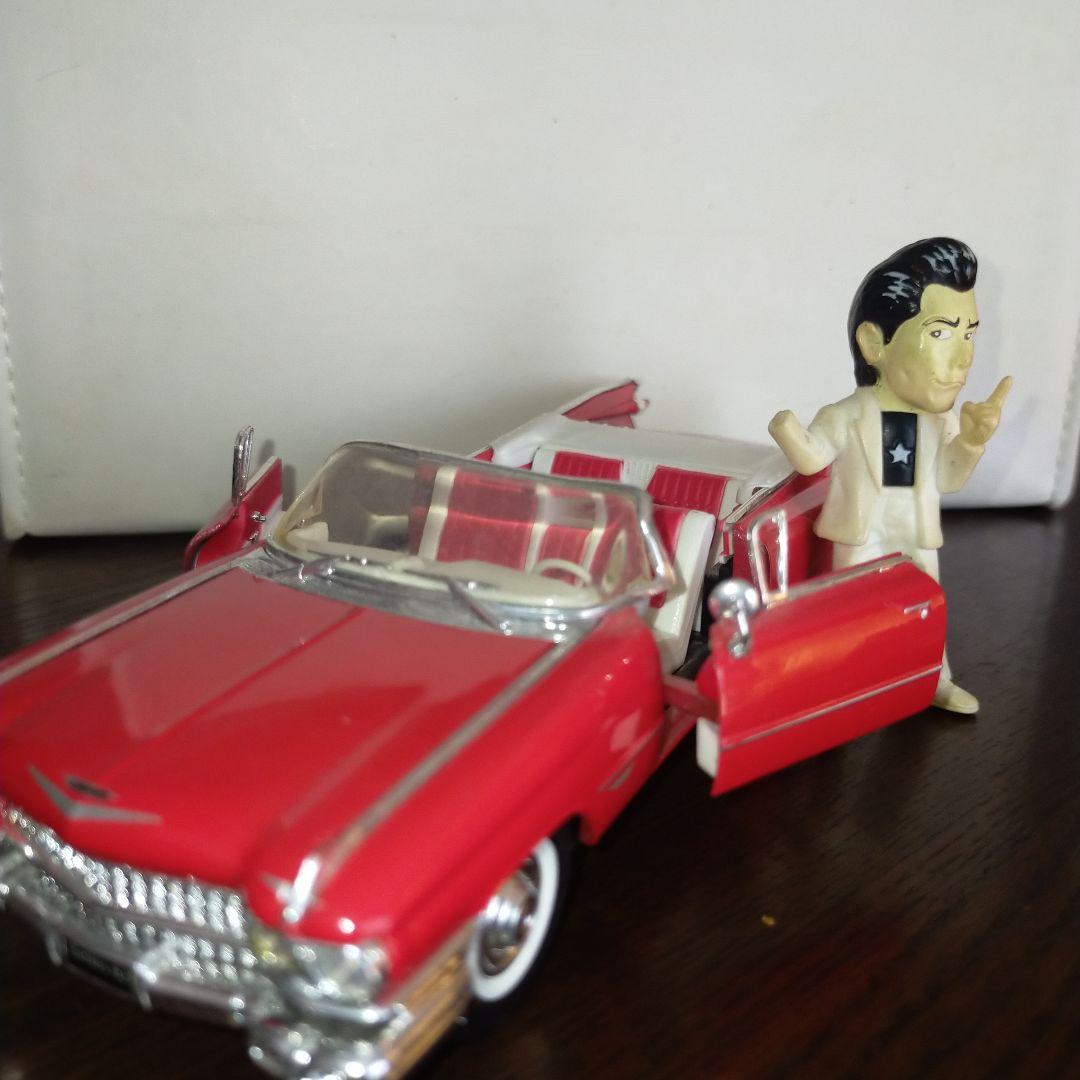 キャデラック エルドラドとフィギュア