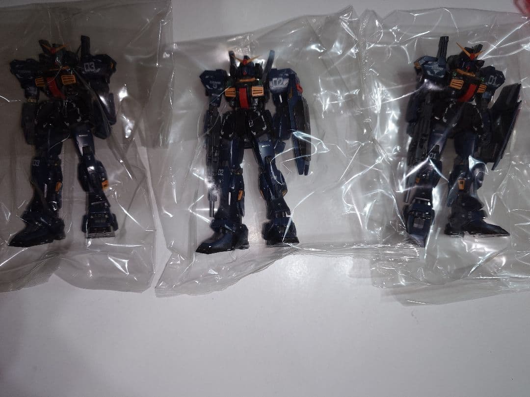 rGガンダムMarkIIティターンズ仕様1号機。2号機。3号機。セット（中古品）