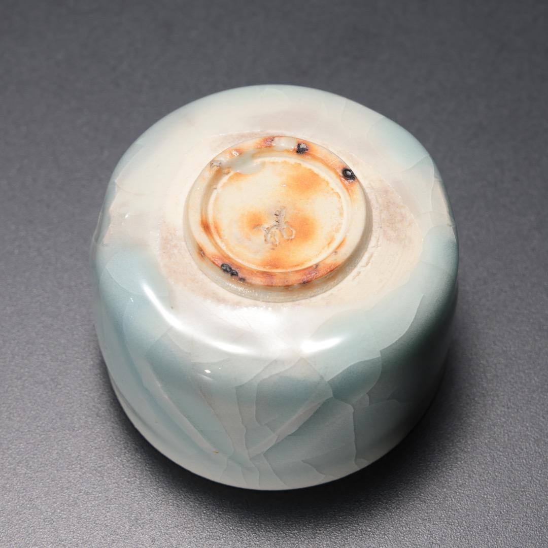 【ぐい呑・盃】 青磁ぐい呑み 加藤幸兵衞作　美品　共箱 R1186ダU