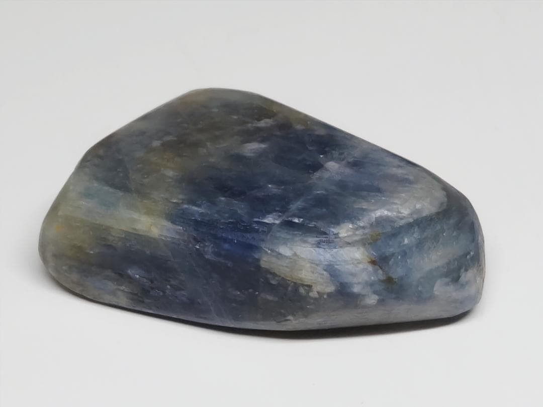 コランダム 17g サファイア 原石 鉱石 鉱物 鑑賞石 自然石 誕生石 水石