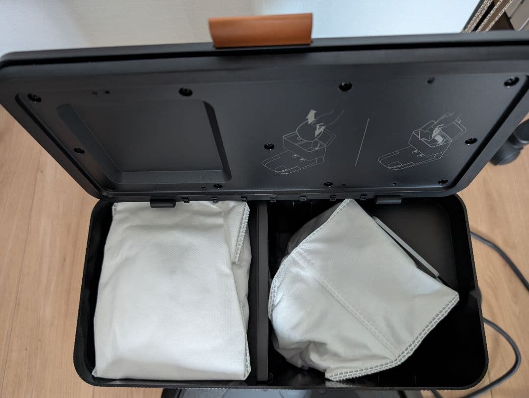 iRobot Roomba Combo i5+ 掃除機掛け&水拭き掃除 ゴミ収集