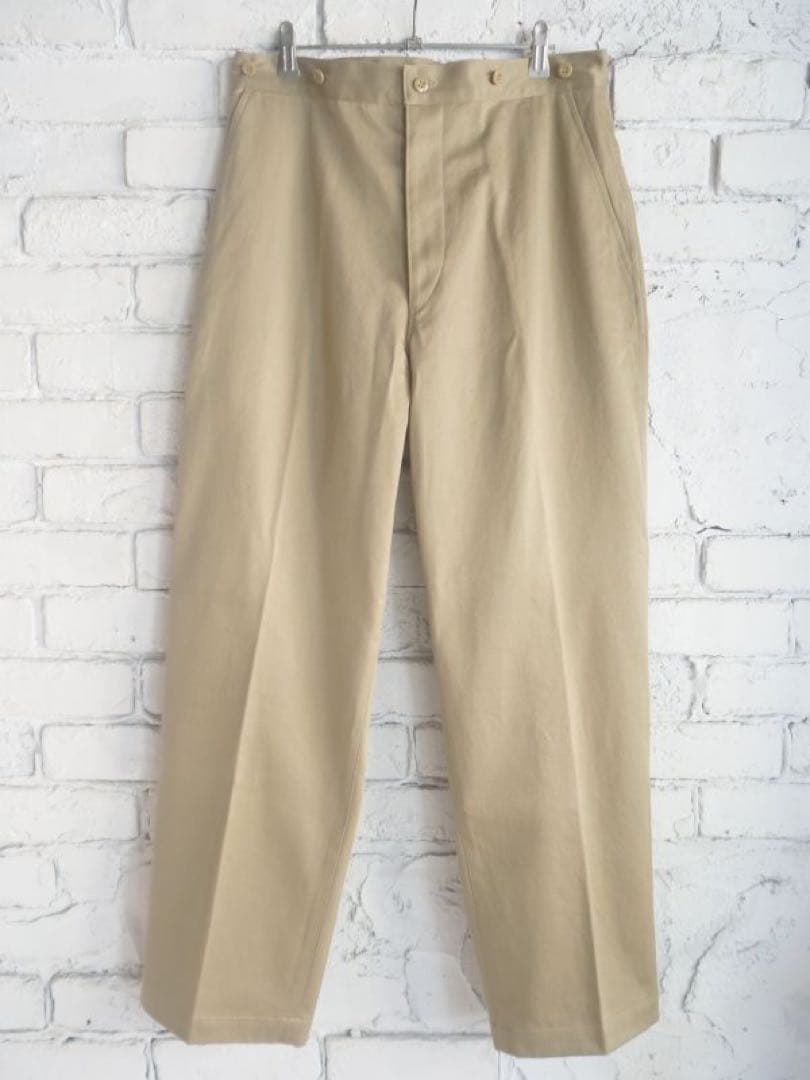 COMOLI コットンチノ オーバーパンツ　3