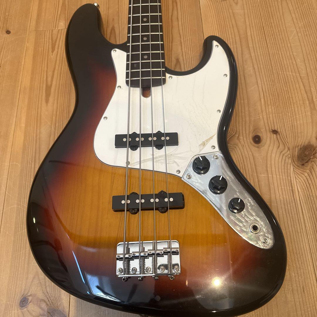 Bacchus ベース UNIVERSE サンバースト