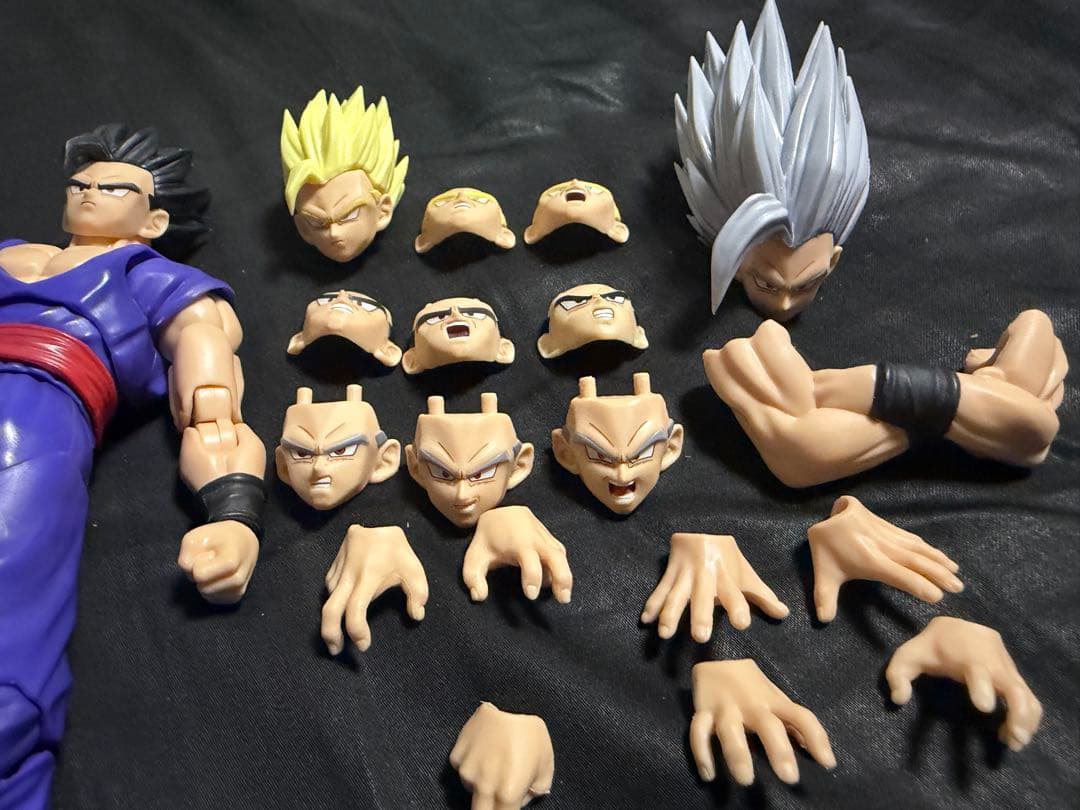 S.H.Figuarts アルティメット悟飯 SUPER HERO