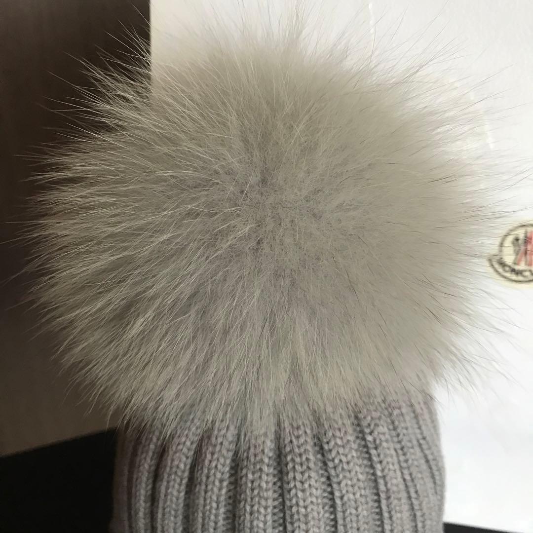 極美品です‼︎モンクレール FOX ファー付きニット帽 グレー