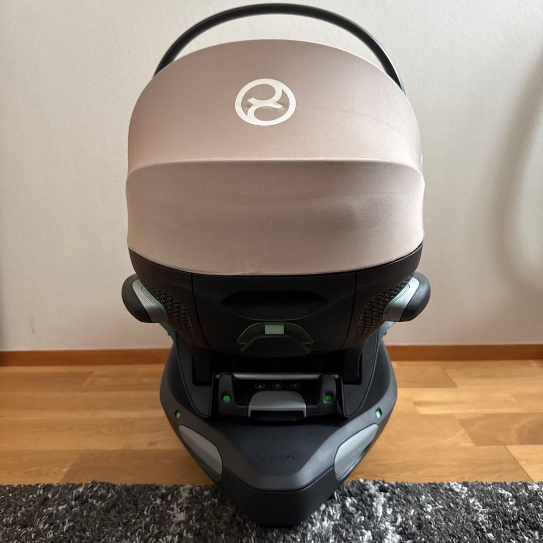 【Carson st.r*さま専用】Cybex チャイルドシート