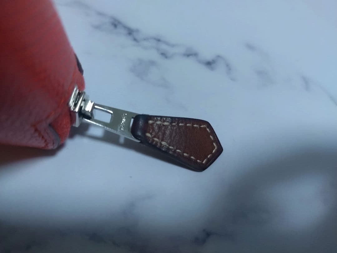 HERMES　シルクインコンパクト