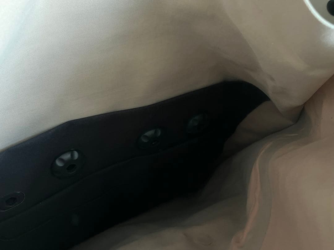 イタリアSEASE 大陽光発電 ソーラーチャージャー ミッションバックパック