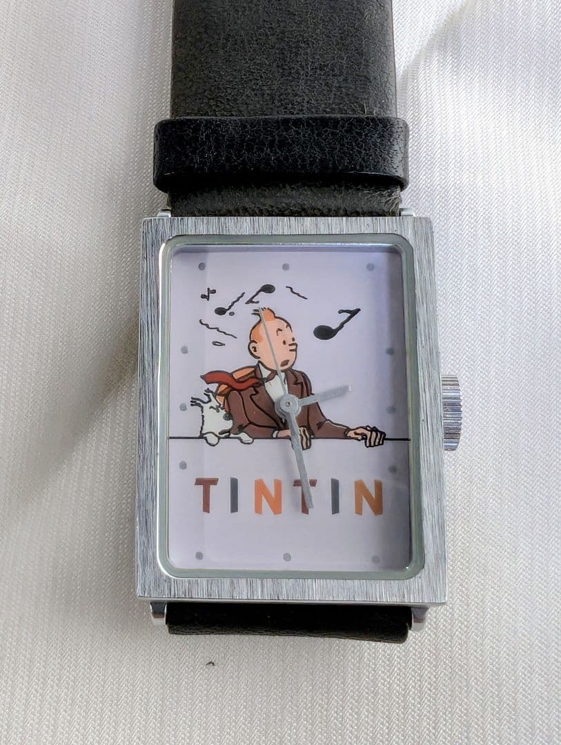 美品〈TINTIN タンタンの冒険 腕時計 スクエア型 2005年フランス製〉