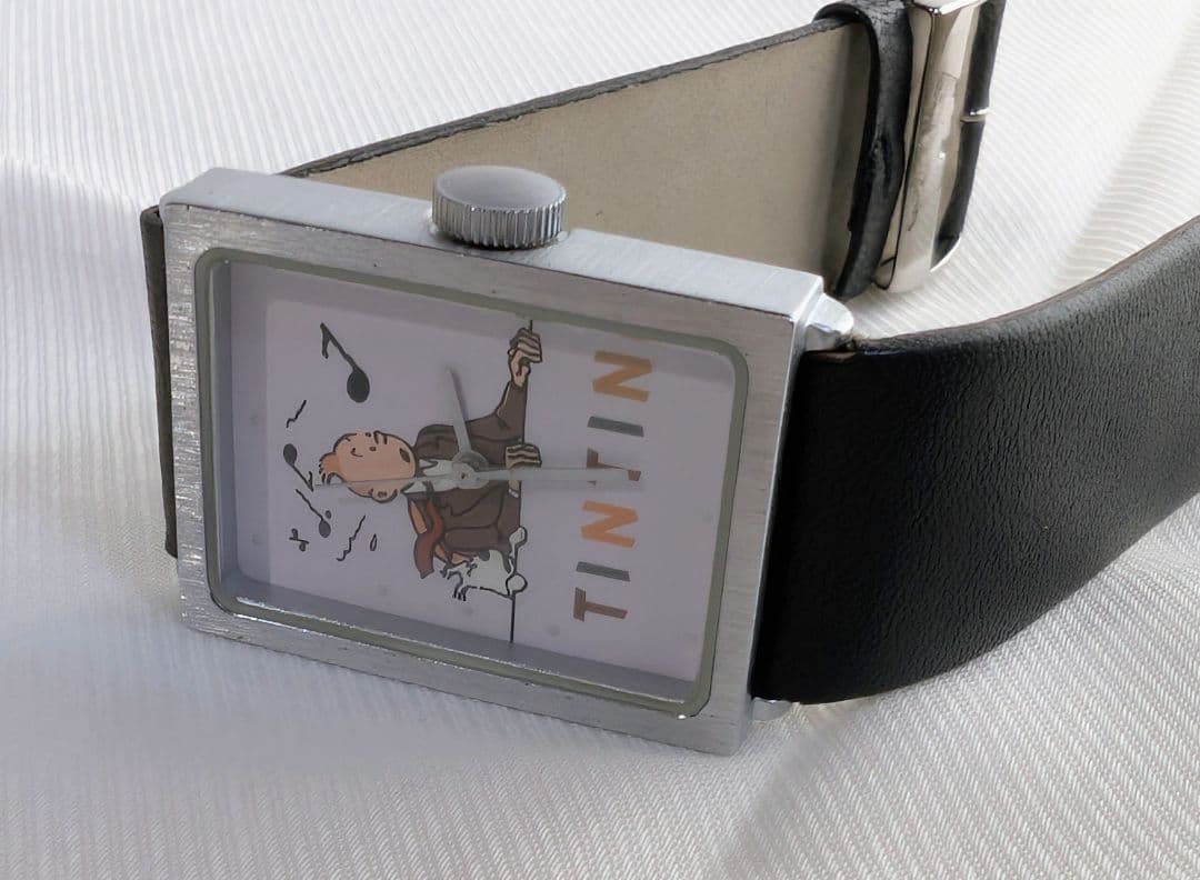 美品〈TINTIN タンタンの冒険 腕時計 スクエア型 2005年フランス製〉