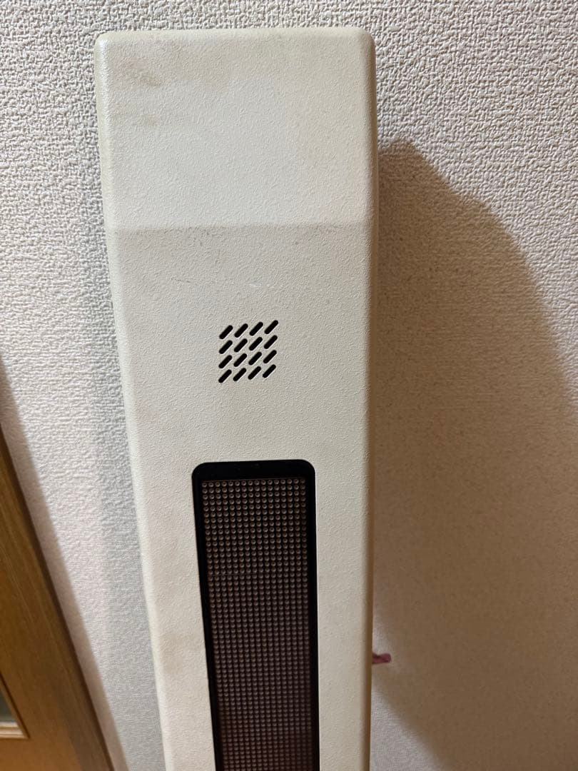 東京メトロ千代田線06系ドア鴨居部モニター