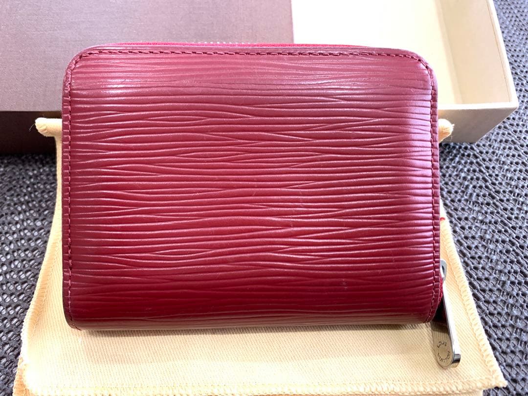 ルイヴィトン エピ ジッピーパース フューシャ ケース 箱付き