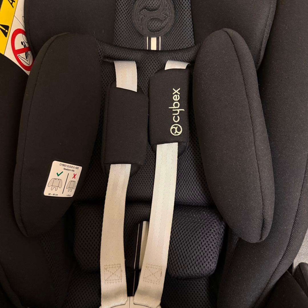 cybex Cloud G i-Size チャイルドシート ブラック アダプタ付