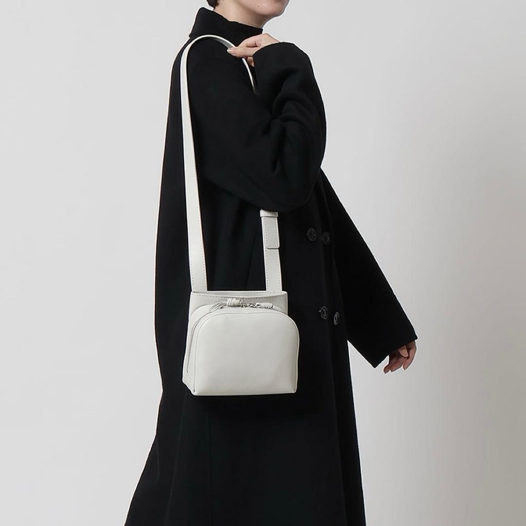 極美品✨【現行品】マザーハウス SORA M 2way ショルダー ホワイト