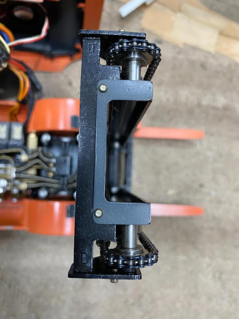 油圧動作ラジコンLESU 1/14 フォークリフトフルセット（うまく動きません）