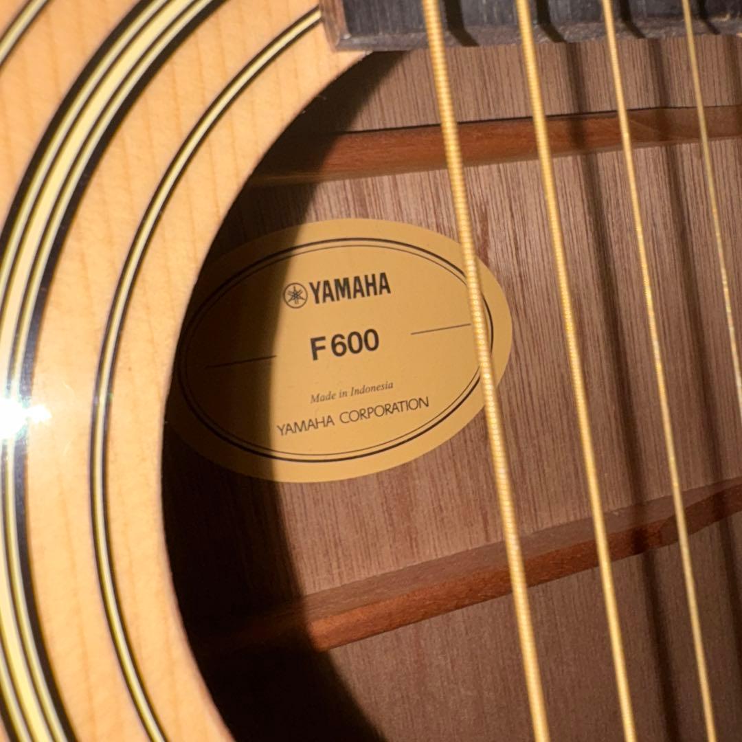 YAMAHA F600 アコースティックギター