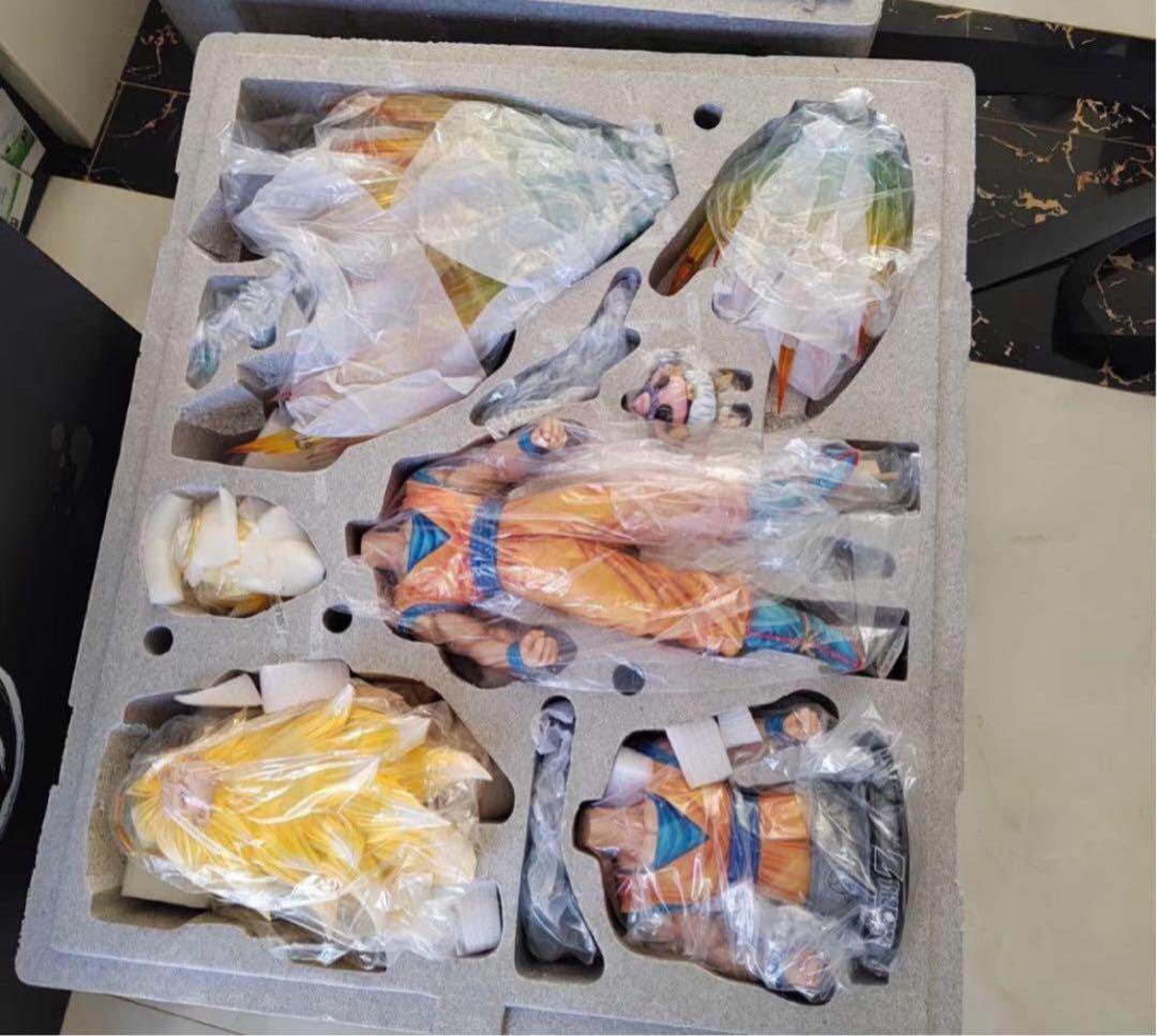 佐*う様 ドラゴンボール スーパーサイヤ人 3 孫悟空 4:1 フィギュア 新品