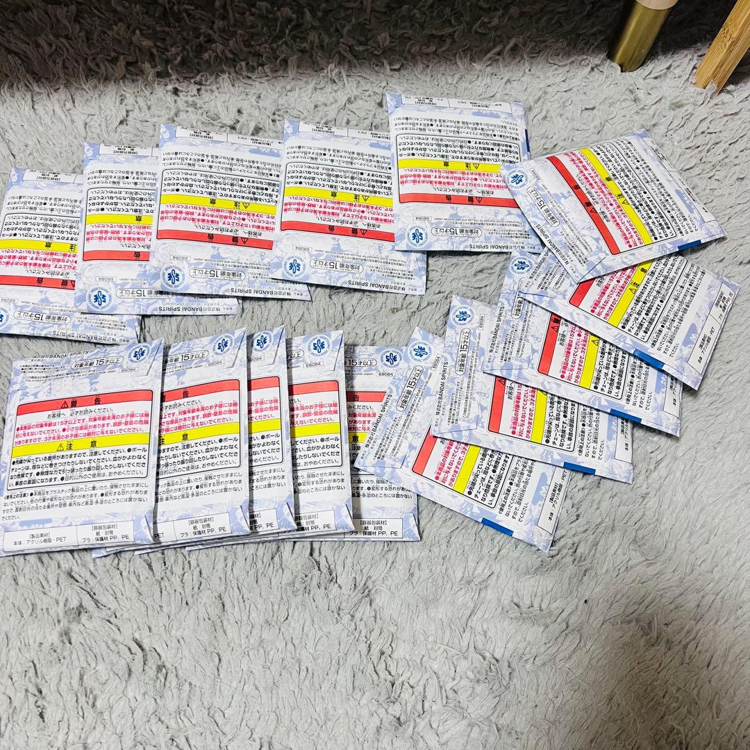 ワンピース　ベースショップくじ　アクリルブロックチャーム15個セット