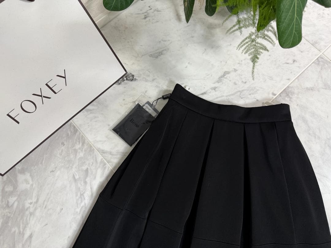 未使用★Rene ルネ ボックスタックスカート 34 ブラック