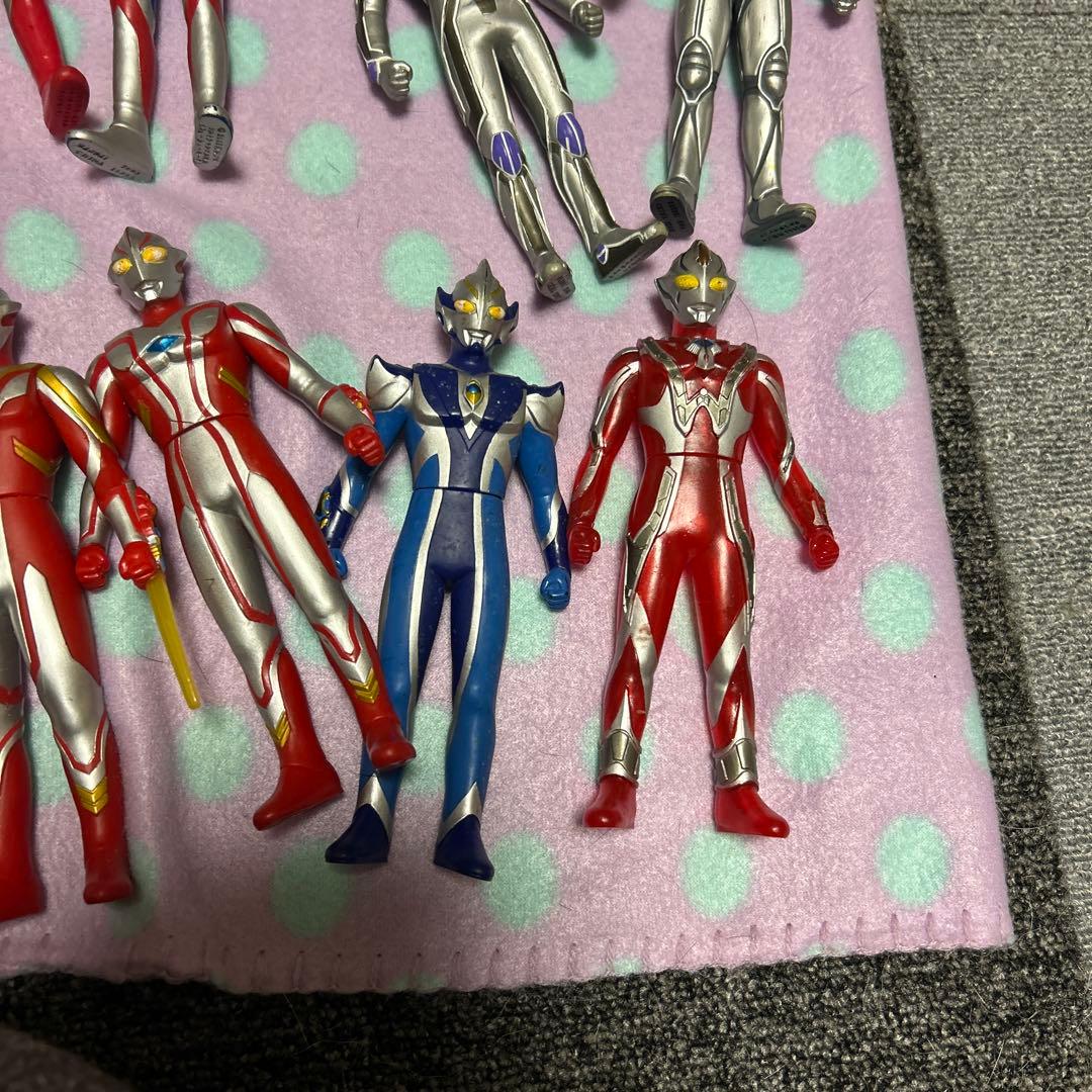 ウルトラマンフィギュアセット 約33体