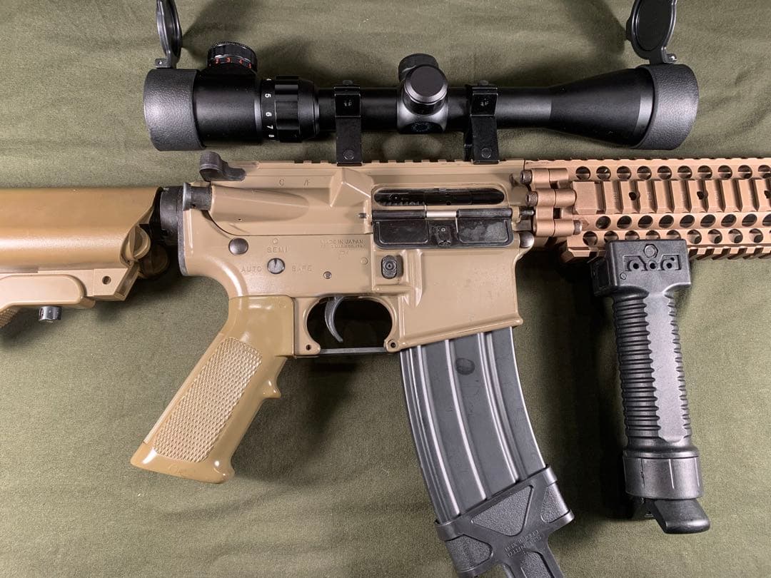 レシーライフル　東京マルイ　次世代　電動ガン　充電器等付属