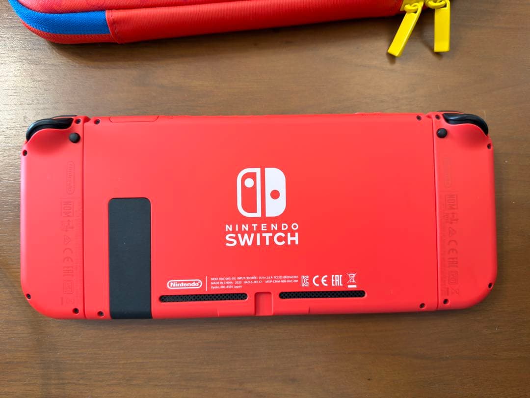 【美品】Nintendo Switch 本体 マリオレッド　限定カラー