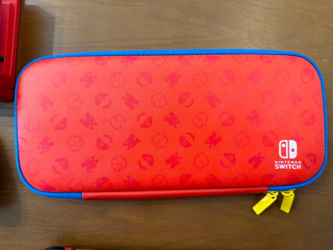 【美品】Nintendo Switch 本体 マリオレッド　限定カラー