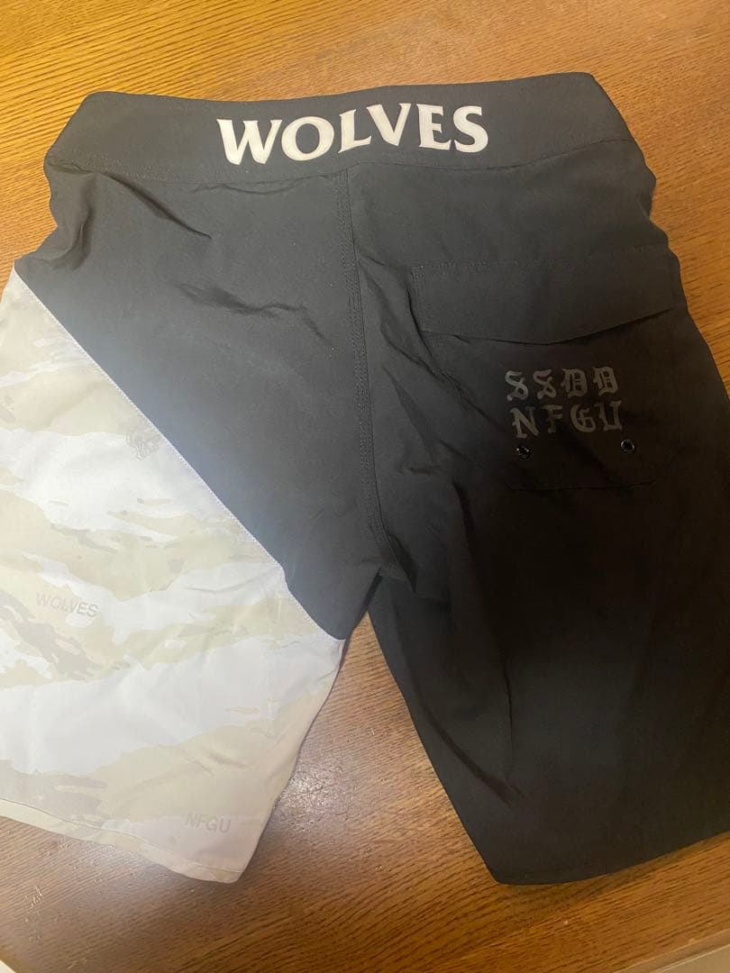 ダルクスポーツ　サーフパンツ　サイズ28