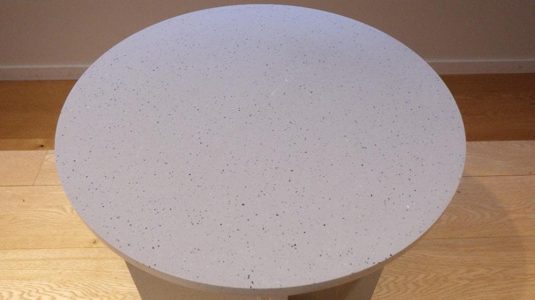 MUUTO ムート HALVES サイドテーブル　コーヒーテーブル２