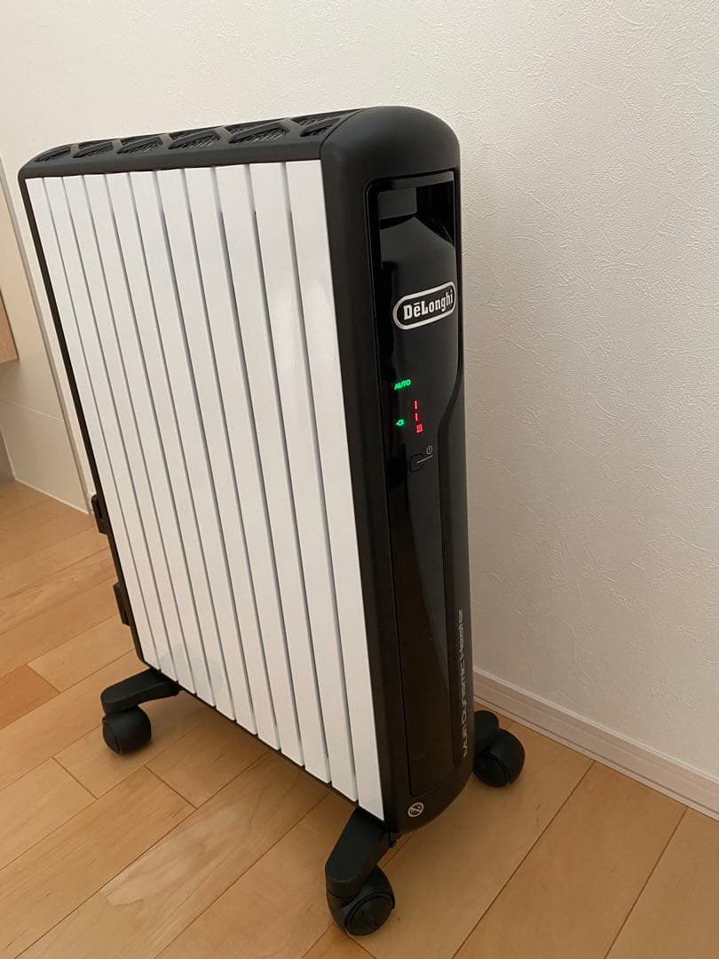 【DeLonghi】値下げ中☆美品/デロンギ/オイルヒーター/MDH15-BK