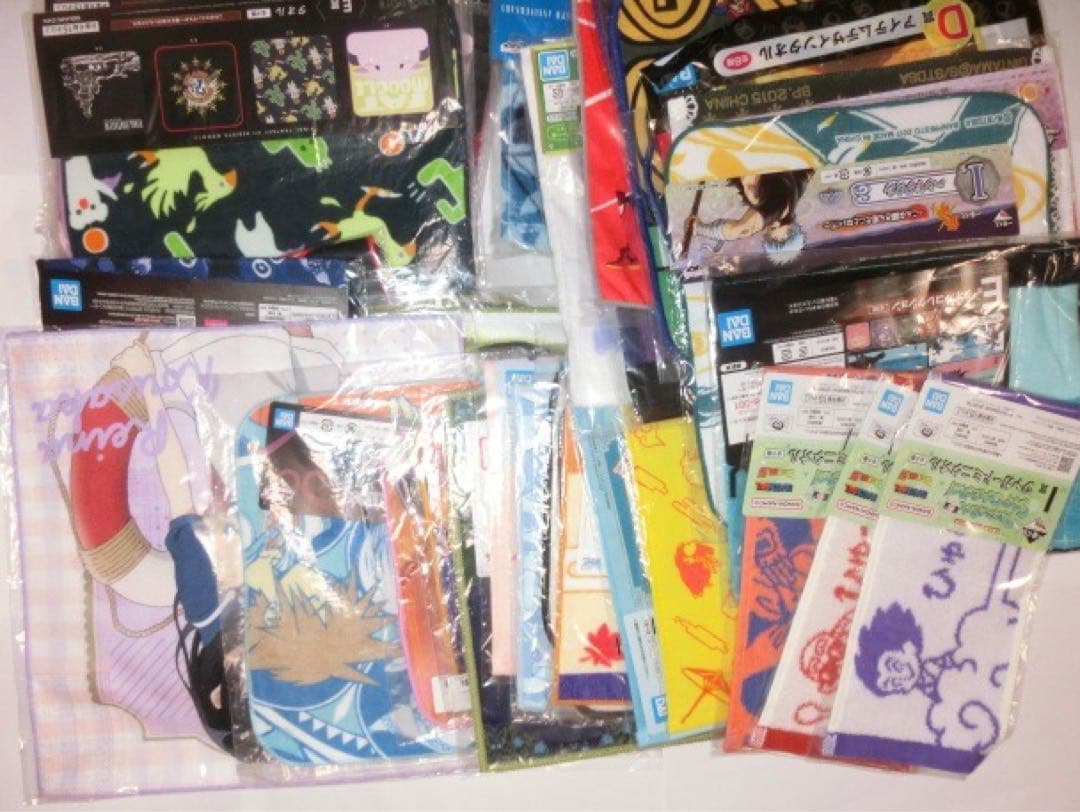 アニメゲームキャラクターグッズ100点ハンドタオル グラス皿下位賞くじまとめうり