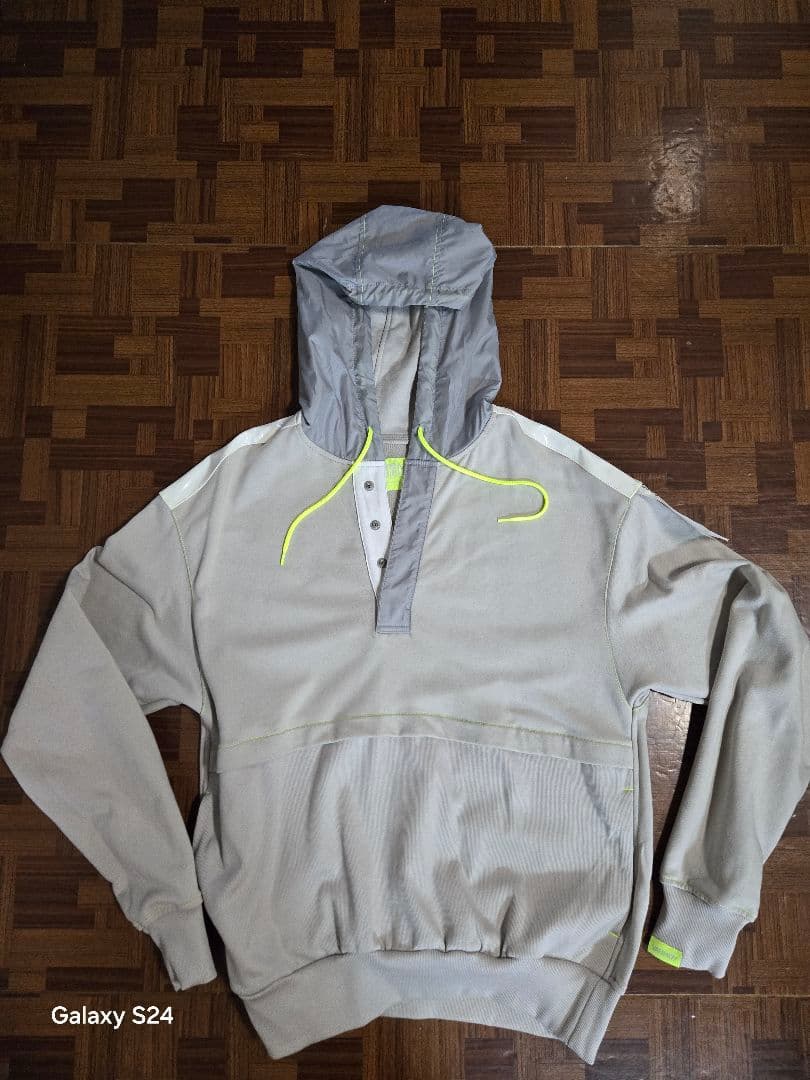 ☆Vaundy　 BUDOKAN〝深呼吸‘’　限定フーディー