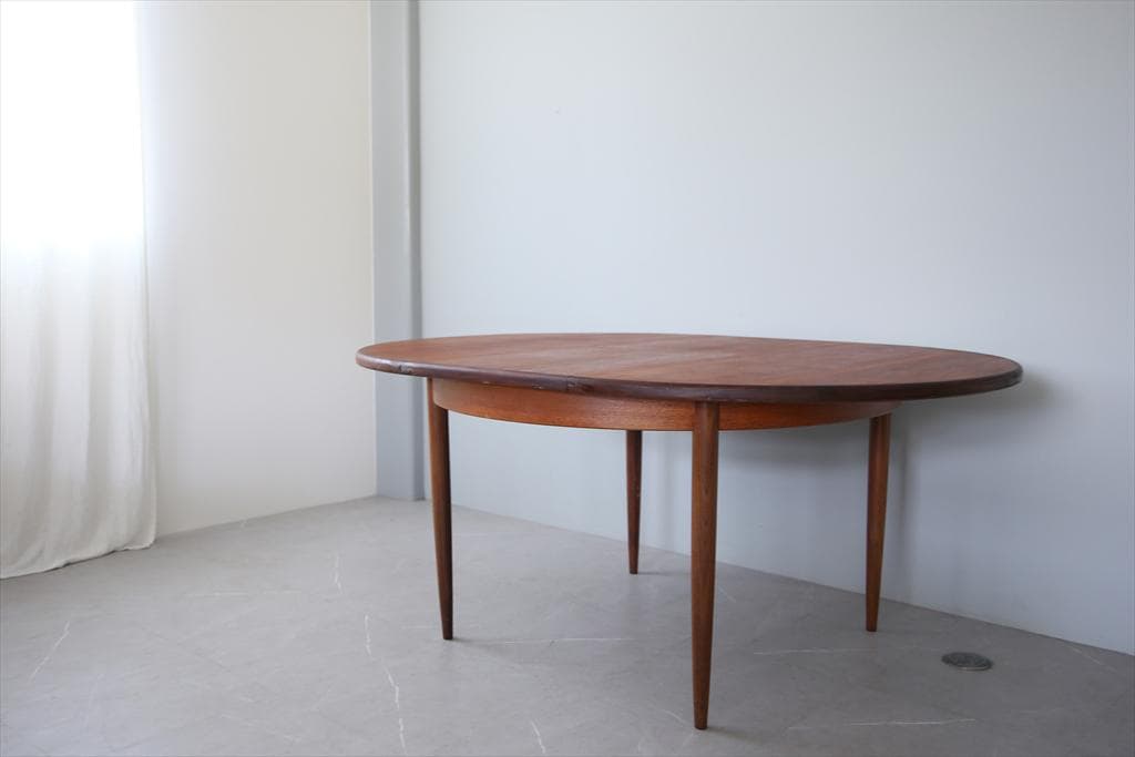 英国アンティークGPLANジープラン伸張式ラウンドダイニングテーブル87-134