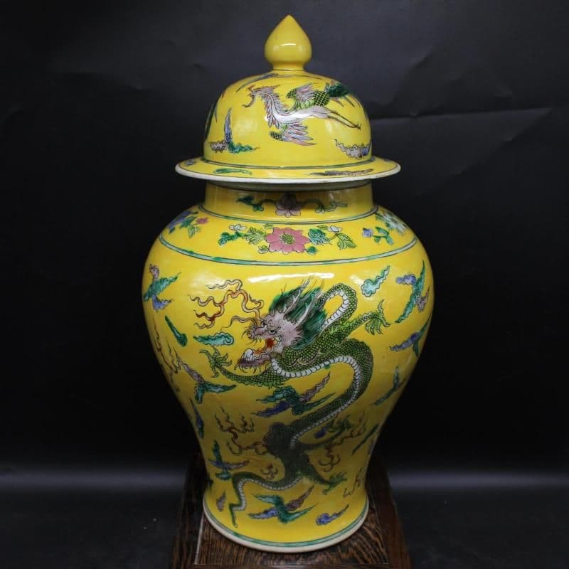 清康熙黄地粉彩龍鳳紋将軍茶壺 景徳鎮 陶磁器 装飾品 現代工芸品 美術品 置物