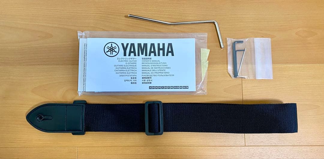 ベース YAMAHA 初心者 入門モデル ブラック スタンド付き