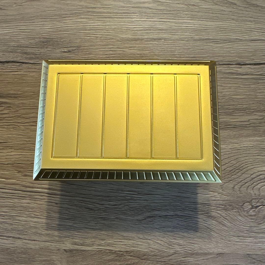 遊戯王　封印の黄金櫃1/1スケール　ムービック