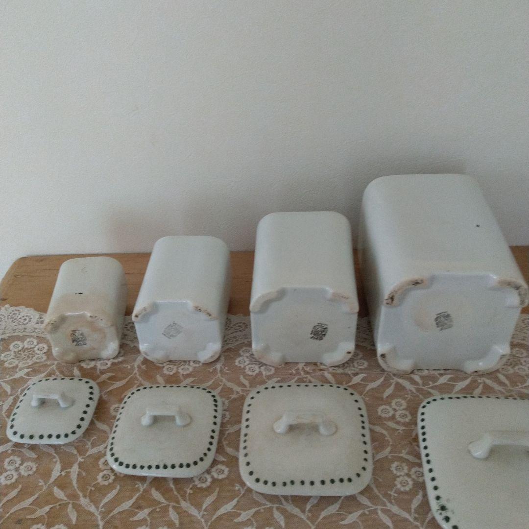 アンティーク陶器入れ物4つセット