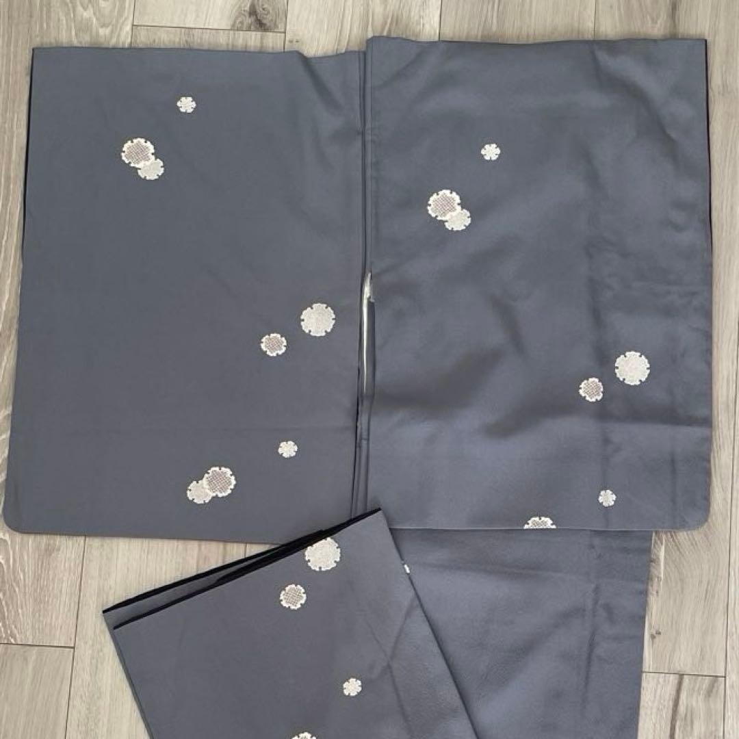 ブルーグレー　雪輪柄　飛び柄小紋