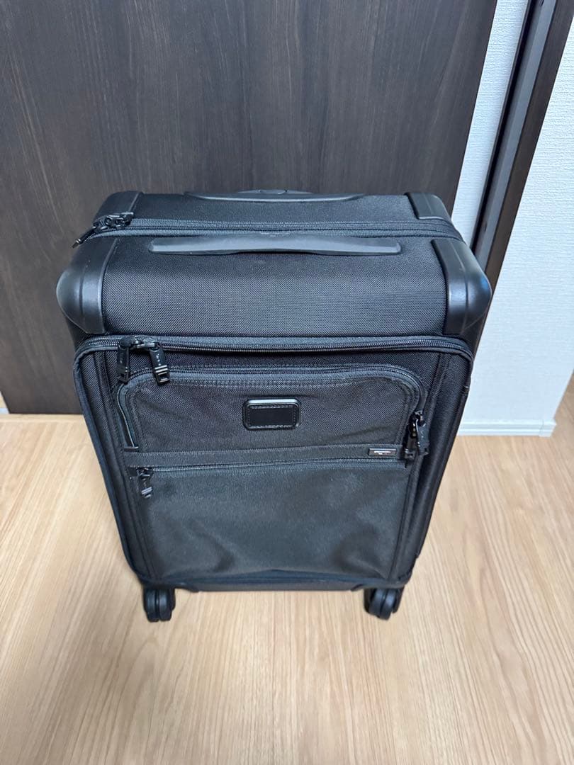 TUMI トゥミ ALPHA ビジネス キャリーケース エクスパンダブル 4輪