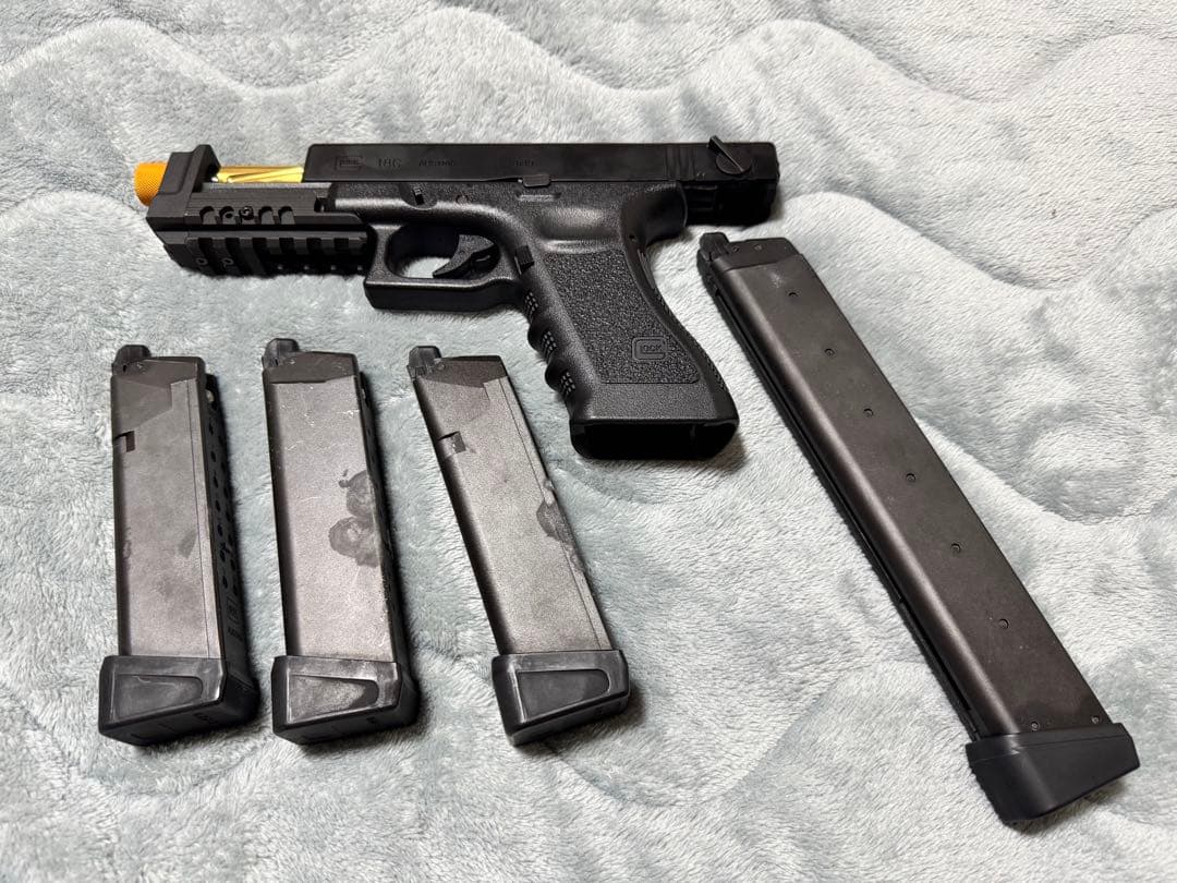 東京マルイ ガスブローバックガン グロック18C カスタム品