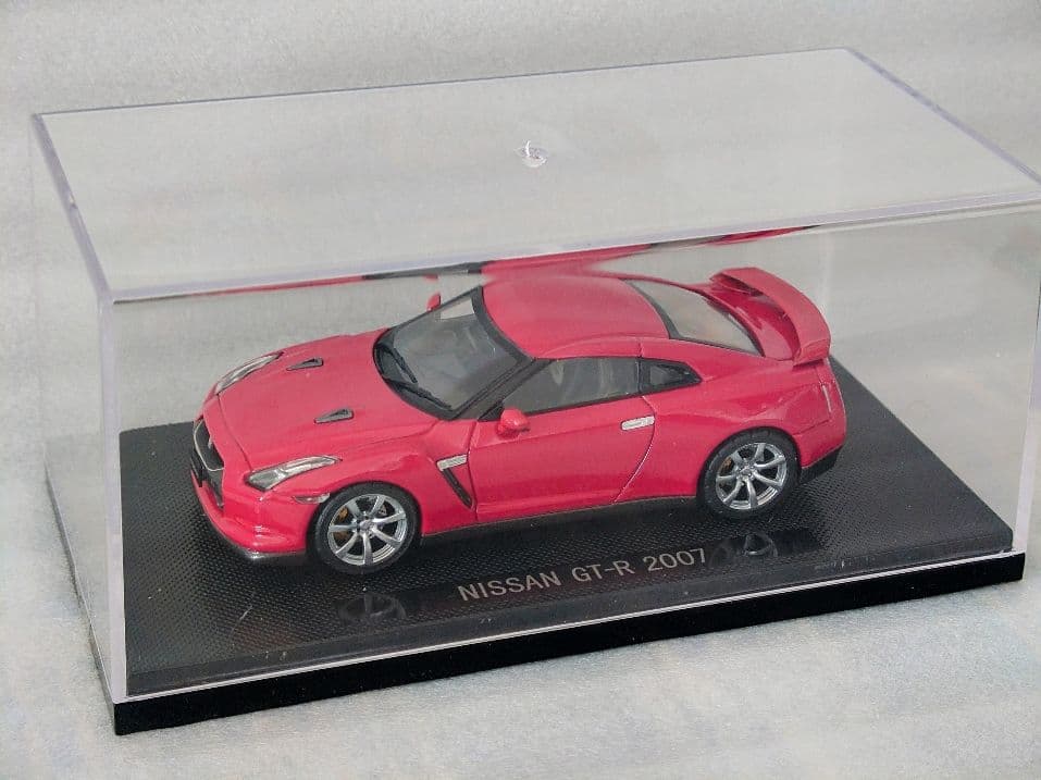 ミニカー R35GT-R GT5 COLLECTOR'S Edition 1/43